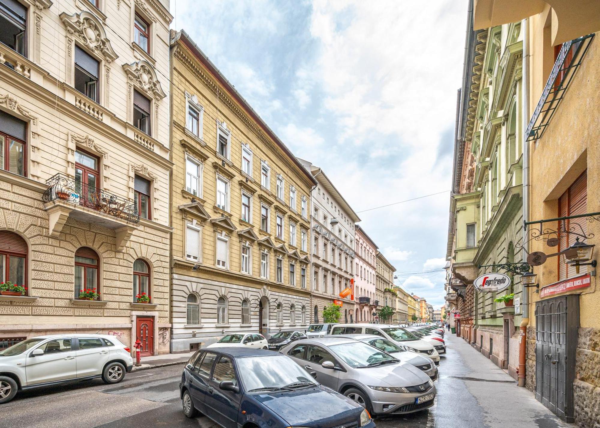 Eotvos 25 Apartment Budapeste Exterior foto